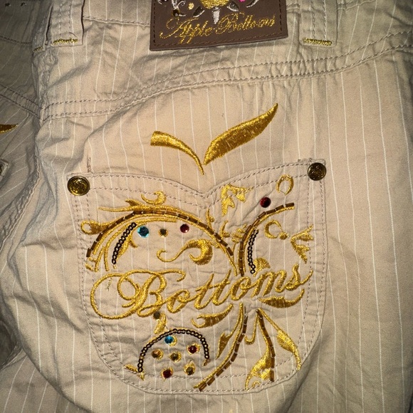 Vintage w/Tags - Apple Bottoms Embroidered Trousers with Gold & Gem Accents - Picture 4 of 8
